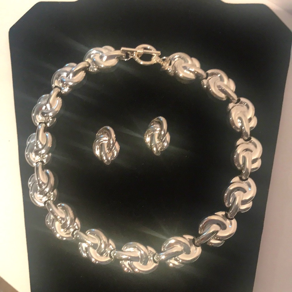 Vintage 80s 90s Anne Klein Silver knot link chain choker necklace and earrings